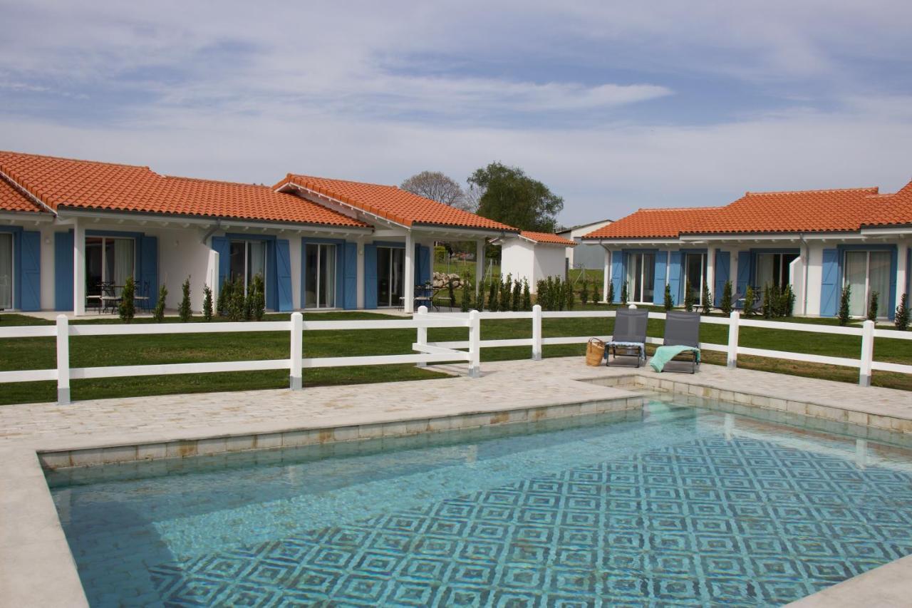 El Pueblin De Ribadesella Aparthotel Exteriör bild